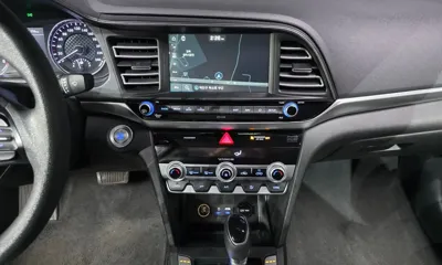 Hyundai Avante 2019, 105829 км, за 7548.9 USD - фото 15