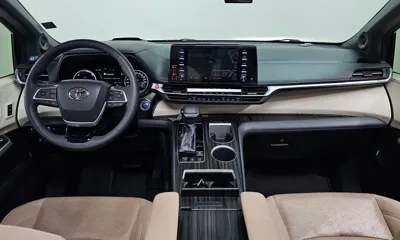 Toyota Sienna 2022, 42331 км, за 28751.48 USD - фото 7