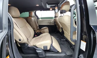 Toyota Sienna 2022, 42331 км, за 28751.48 USD - фото 12