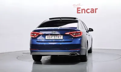 Hyundai Sonata 2015, 100429 км, за 6018.25 USD