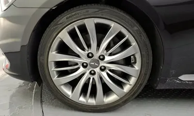 Genesis G80 2019, 126511 км, за 11788.07 USD