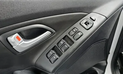 Hyundai Tucson 2014, 93383 км, за 5629.13 USD - фото 19