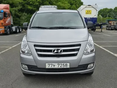 Hyundai Starex 2016, 169370 км, за 6897 USD