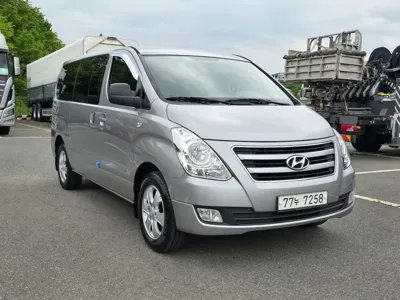 Hyundai Starex 2016, 169370 км, за 6897 USD