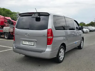 Hyundai Starex 2016, 169370 км, за 6897 USD