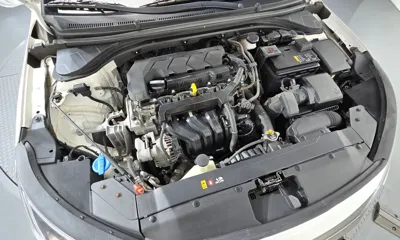 Hyundai Avante 2019, 64894 км, за 8204.72 USD - фото 6