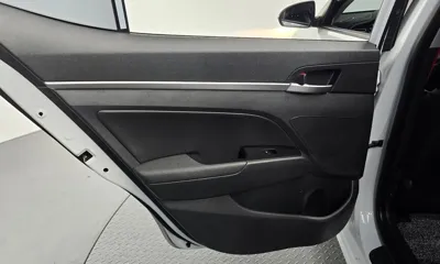 Hyundai Avante 2019, 64894 км, за 8204.72 USD - фото 25