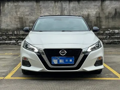 Nissan Teana 2022, 41000 км, за 14243.4 USD
