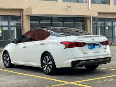 Nissan Teana 2022, 41000 км, за 14243.4 USD
