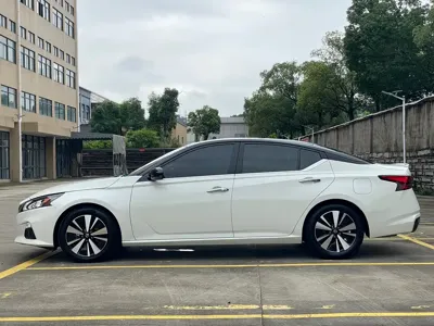 Nissan Teana 2022, 41000 км, за 14243.4 USD - фото 15