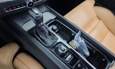 Volvo XC60 2019, 85909 км, за 20342.65 USD - фото 9