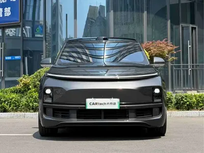Li Auto Li L9 2023, 16000 км, за 40169.91 USD