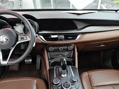 Alfa Romeo Stelvio 2017, 78400 км, за 11594.83 USD - фото 13