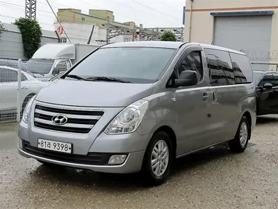 Hyundai Starex 2016, 95906 км, за 6276.84 USD