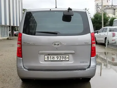 Hyundai Starex 2016, 95906 км, за 6276.84 USD