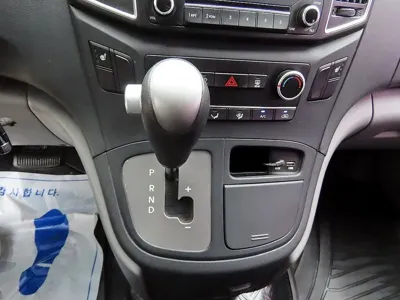 Hyundai Starex 2016, 95906 км, за 6276.84 USD - фото 11
