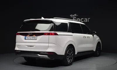 Kia Canival 2023, 135384 км, за 13976.46 USD