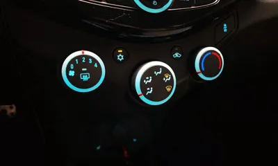 ChevroletGMDaewoo Spark 2015, 116185 км, за 2340.24 USD - фото 18