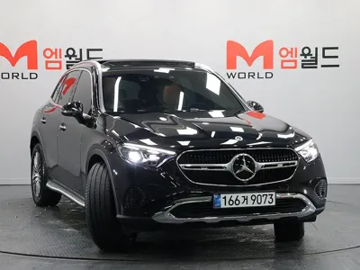 Mercedes-Benz GLC-Class 2025, 4150 км, за 46474.99 USD