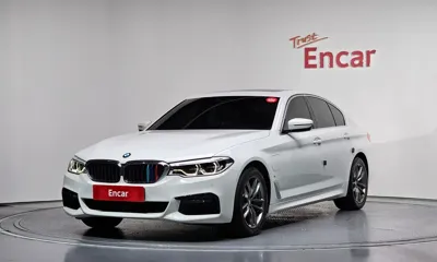 BMW 5-Series · 2020 год