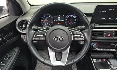 Kia K3 2020, 40388 км, за 8986.13 USD - фото 13