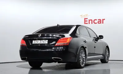 Hyundai Equus 2013, 288805 км, за 4955.4 USD