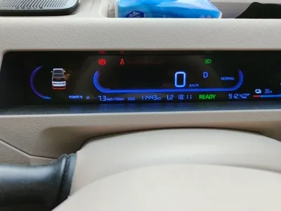 Geely Galaxy Panda 2023, 11399 км, за 9999999 USD - фото 13