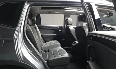 Volkswagen Tiguan 2018, 67744 км, за 18851.97 USD - фото 12