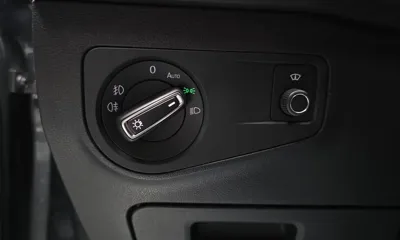Volkswagen Tiguan 2018, 67744 км, за 18851.97 USD - фото 29