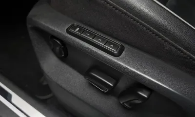 Volkswagen Tiguan 2018, 67744 км, за 18851.97 USD - фото 31