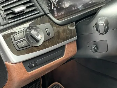 BMW 5-Series 2013, 211253 км, за 3872.92 USD - фото 18