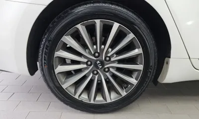 Kia K7 2016, 80665 км, за 6955.73 USD