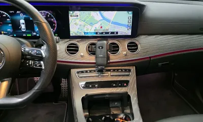 Mercedes-Benz E-Class 2021, 70413 км, за 19815 USD - фото 19