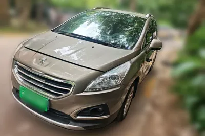 Peugeot 3008 · 2015 год