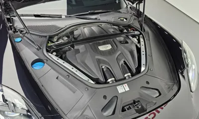 Porsche Panamera 2018, 60290 км, за 49837.16 USD - фото 6