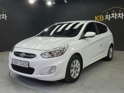 Hyundai Accent 2017, 102000 км, за 3642.99 USD