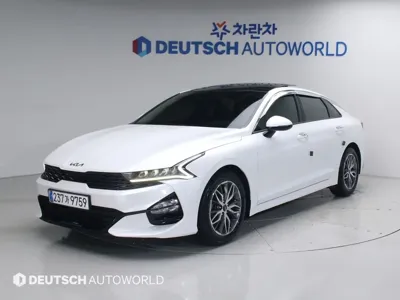Kia K5 · 2022 год