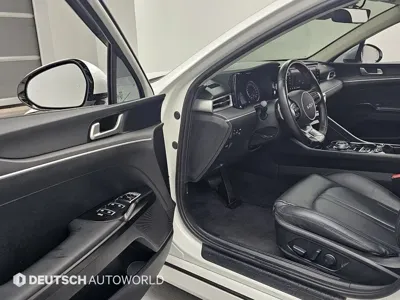 Kia K5 2022, 88454 км, за 12295.09 USD - фото 11