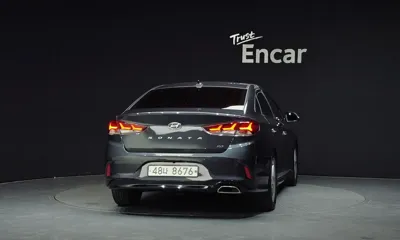 Hyundai Sonata 2019, 136014 км, за 7745.83 USD