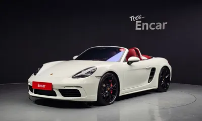 Porsche 718 · 2017 год