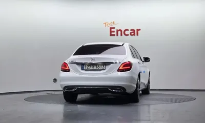Mercedes-Benz C-Class 2021, 51858 км, за 18874.16 USD