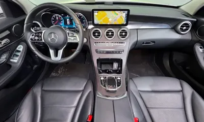 Mercedes-Benz C-Class 2021, 51858 км, за 18874.16 USD - фото 7