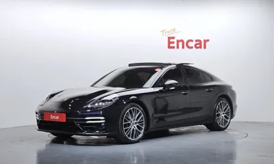 Porsche Panamera · 2021 год