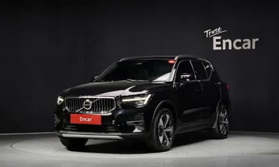 Volvo XC40 · 2023 год