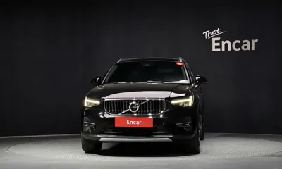 Volvo XC40 2023, 13912 км, за 24137.73 USD