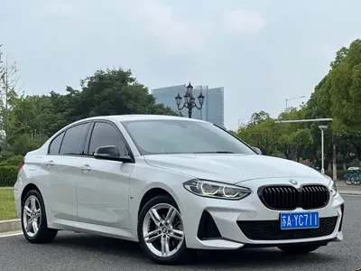 BMW 1 Series 2023, 38000 км, за 14690.05 USD