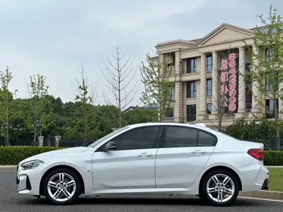 BMW 1 Series 2023, 38000 км, за 14690.05 USD
