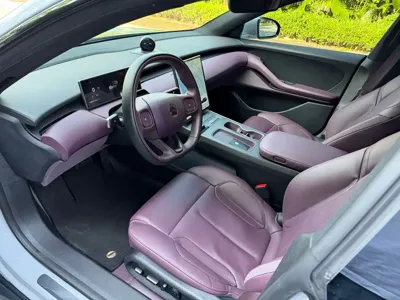 Nio ET5T 2024, 46000 км, за 20150.43 USD