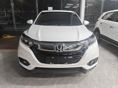 Honda Vezel 2020, 68900 км, за 11774 USD - фото 3