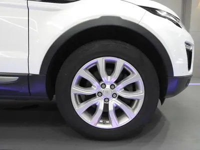 Land Rover Range Rover Evoque 2018, 158630 км, за 7085.74 USD